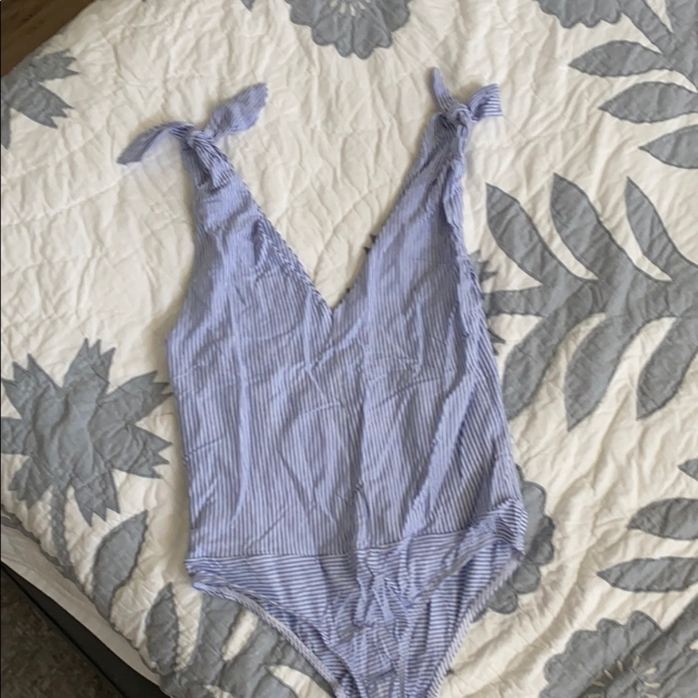 Zara bodysuit 🤍